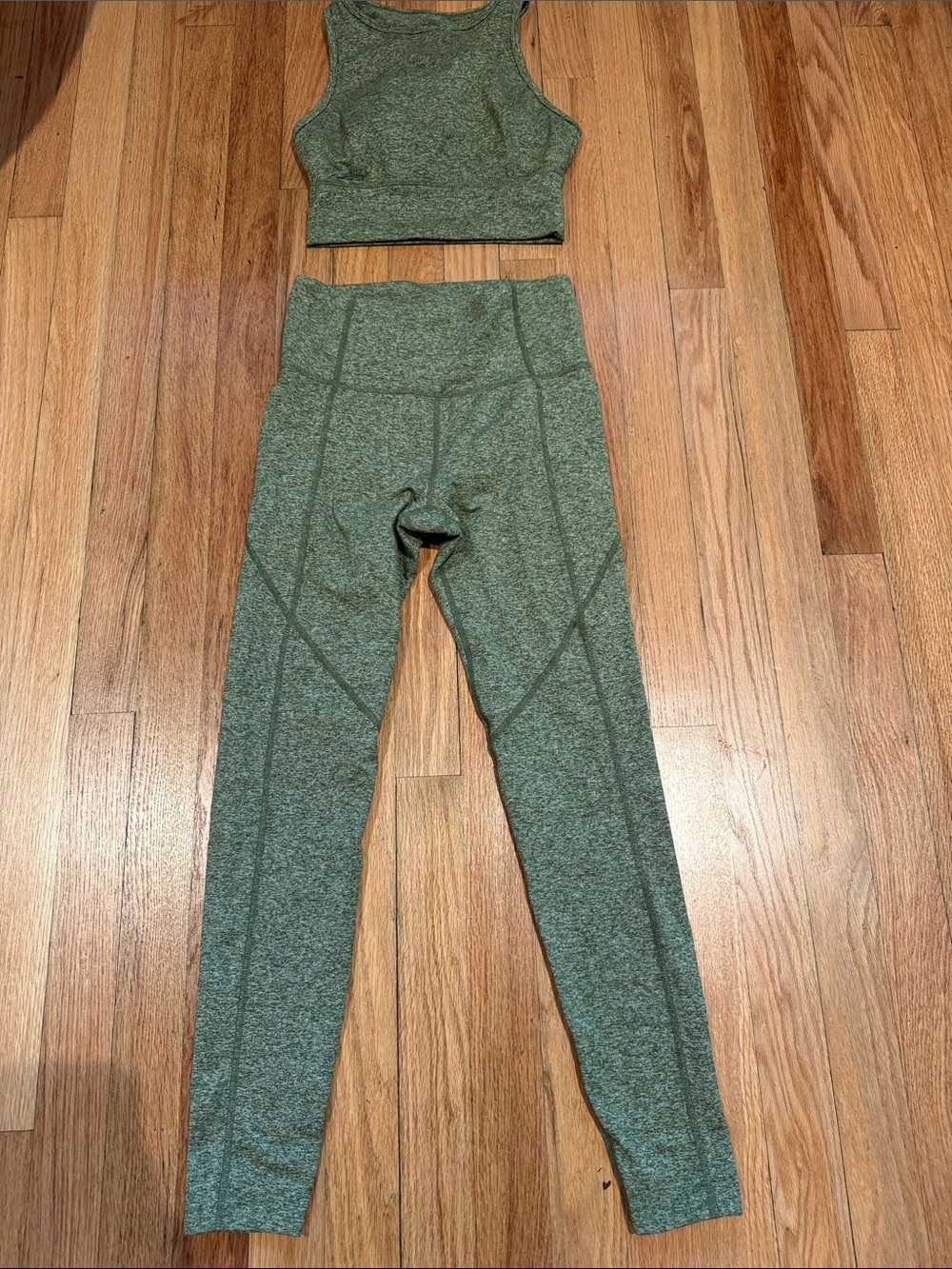 JoyLab High-Waist Olive Green butter soft Leggings & sports bra set like new XS